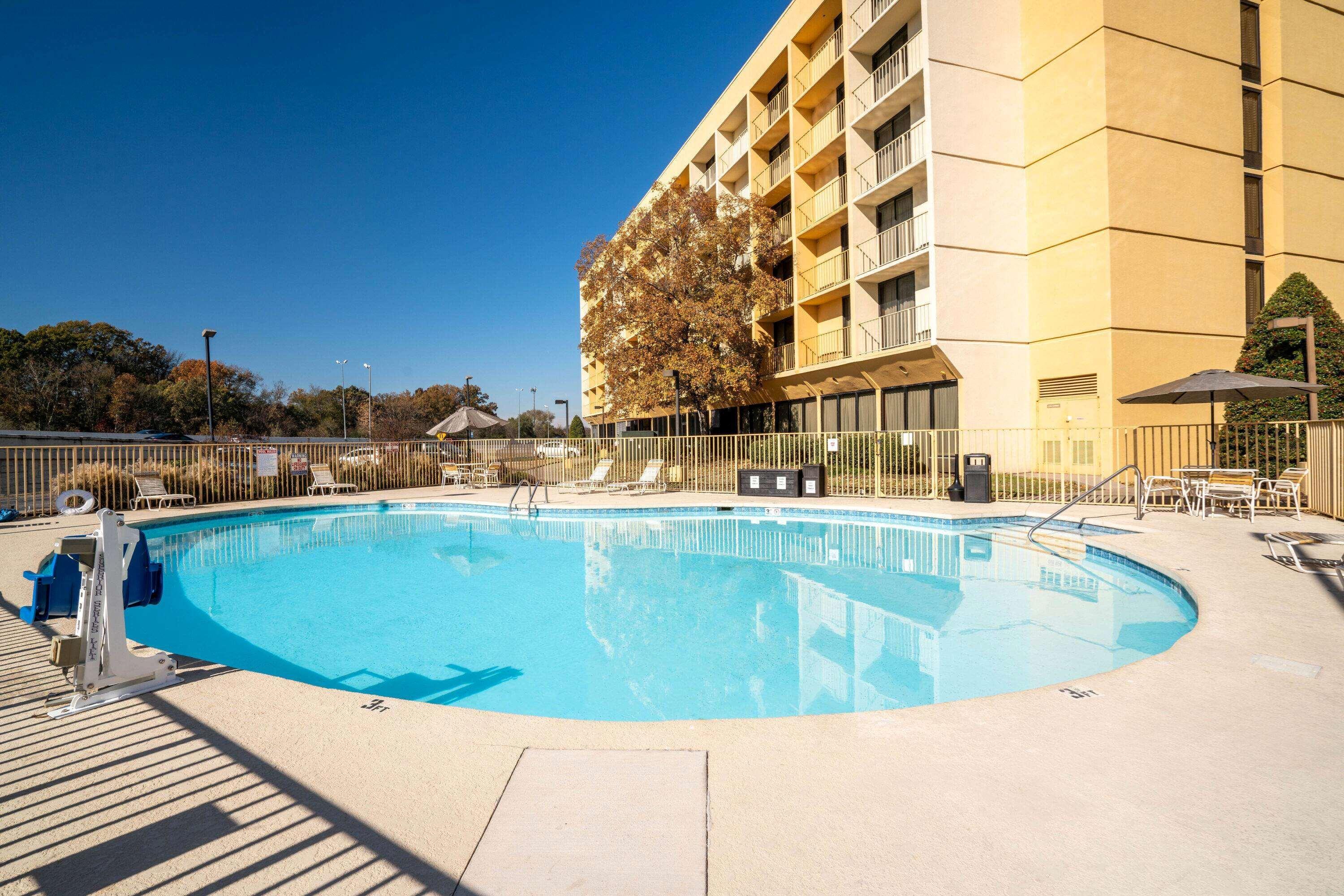 La Quinta By Wyndham Nashville Airport/Opryland Exterior photo